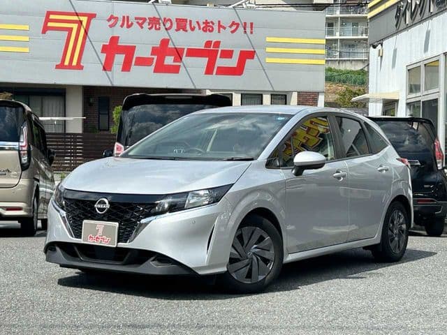 NISSAN
