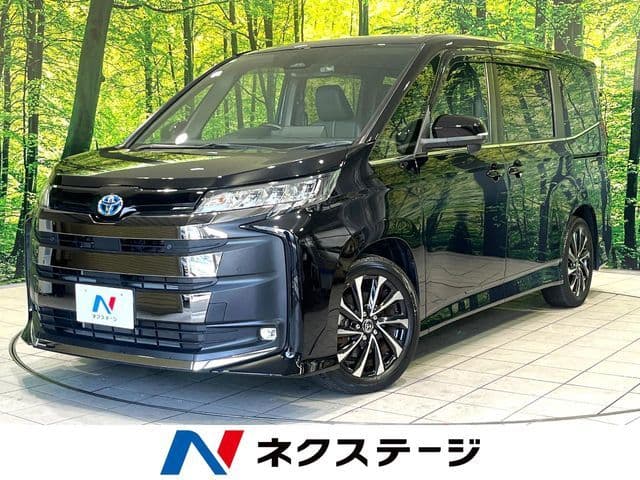 TOYOTA NOAH HYBRID