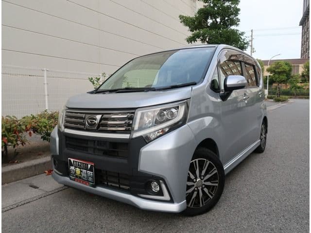 DAIHATSU MOVE CUSTOM