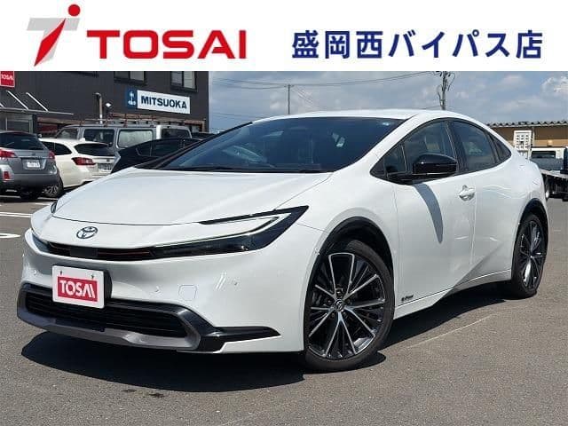 TOYOTA PRIUS 4WD