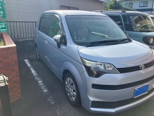 Car thumbnail 2