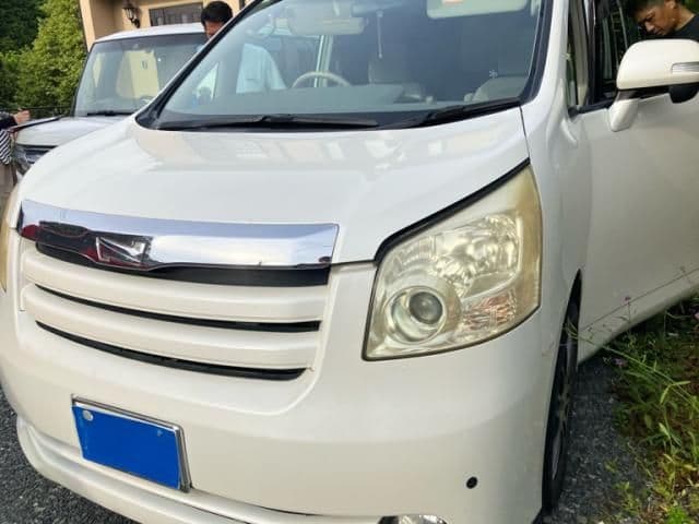 Car thumbnail 2