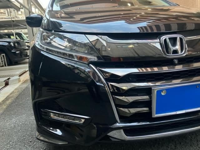 Car thumbnail 3