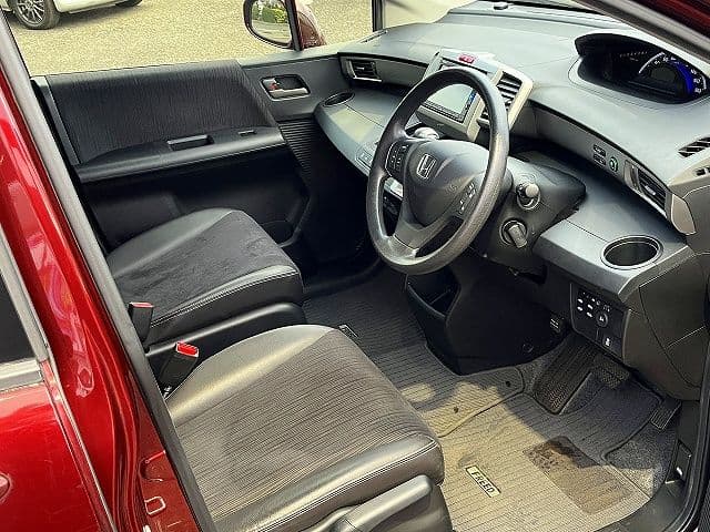 Car thumbnail 4