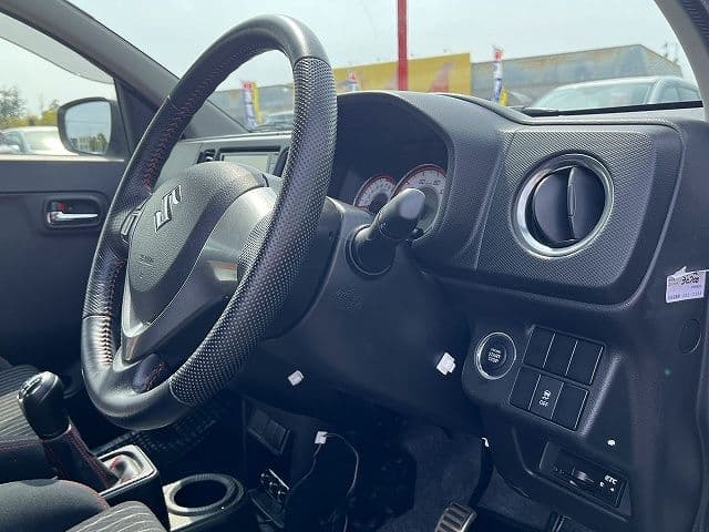 Car thumbnail 4