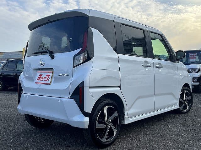 Car thumbnail 3