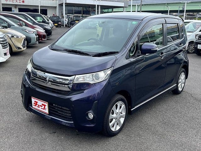 MITSUBISHI eK custom
