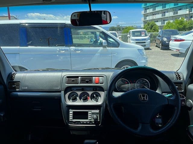 Car thumbnail 2