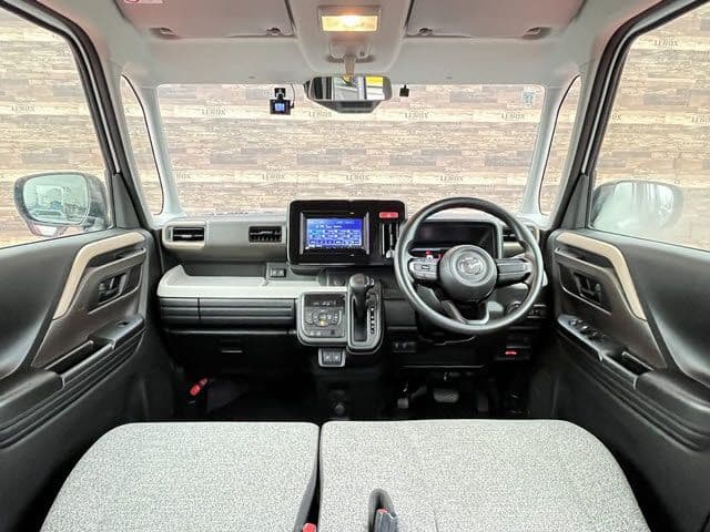 Car thumbnail 2