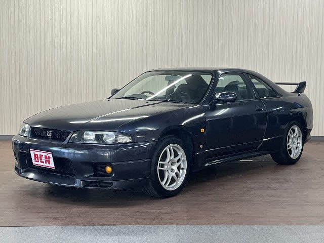 NISSAN SKYLINE GT-R