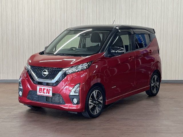NISSAN