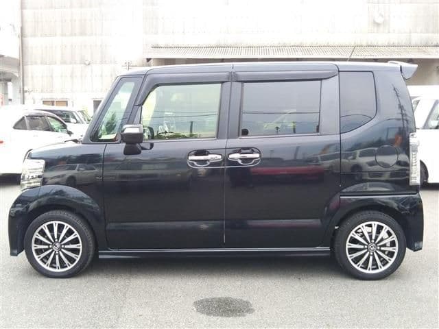 Car thumbnail 4