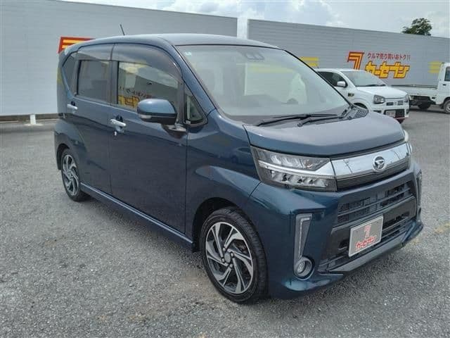 Car thumbnail 3