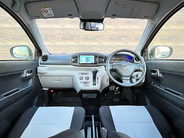 Car thumbnail 2