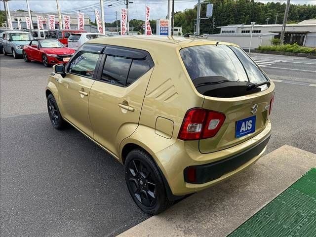 Car thumbnail 3