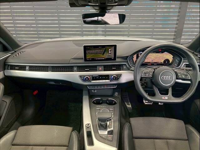 Car thumbnail 3
