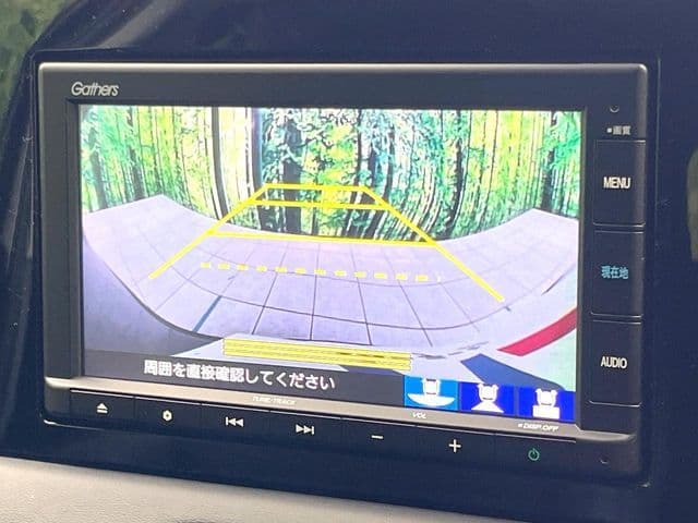 Car thumbnail 4