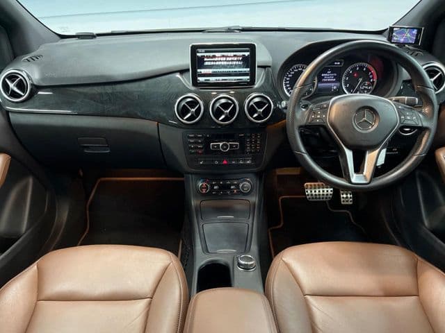 MERCEDES BENZ