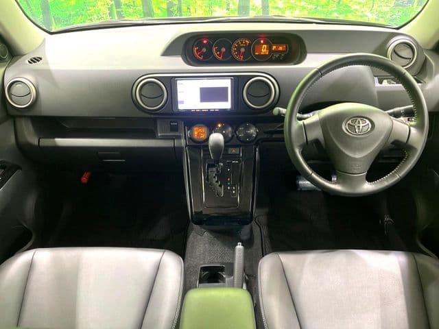 Car thumbnail 3