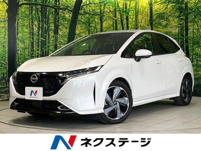 NISSAN AURA