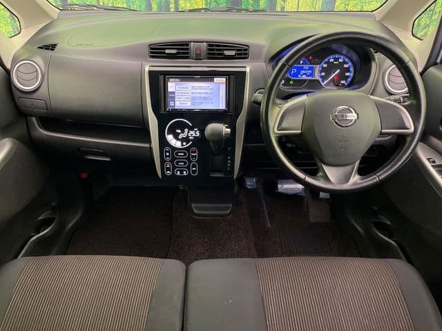 NISSAN