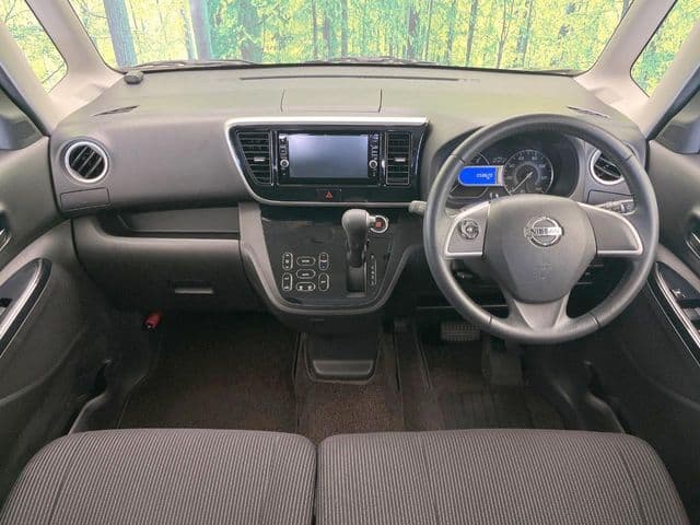 NISSAN