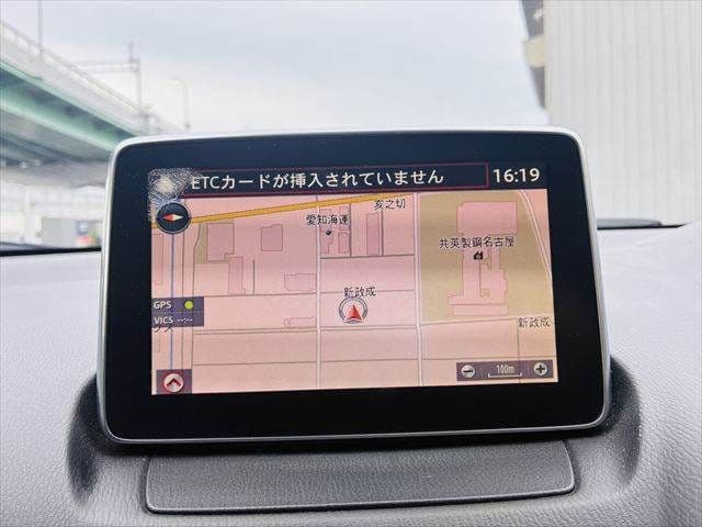 Car thumbnail 4