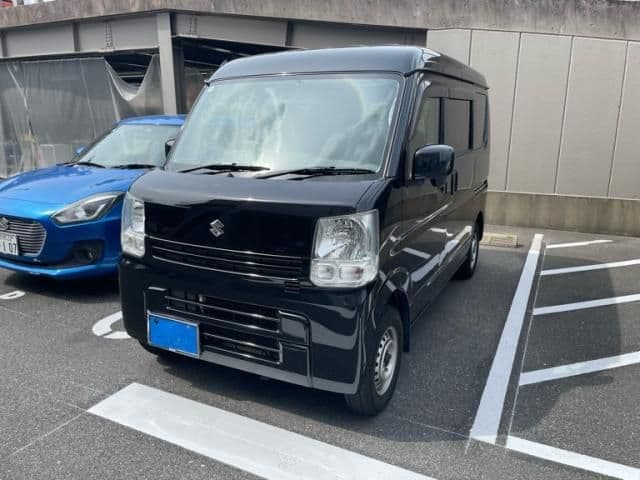 SUZUKI