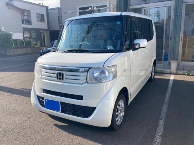 HONDA N BOX 4WD