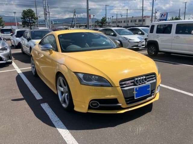 AUDI