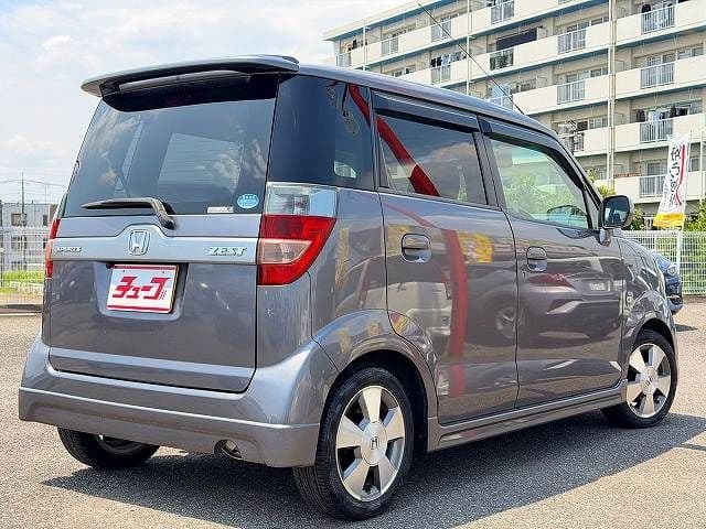 Car thumbnail 4