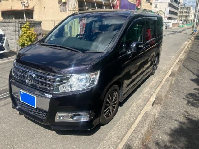 HONDA STEPWAGON SPADA