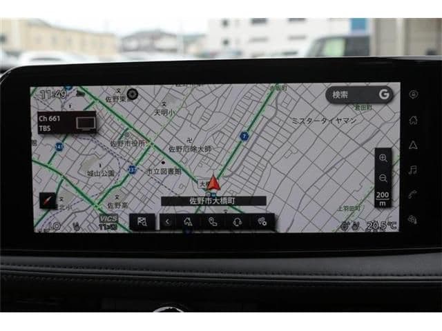 Car thumbnail 3