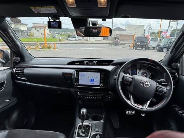 Car thumbnail 2