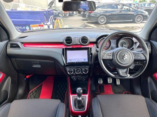 Car thumbnail 2