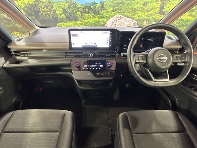 NISSAN