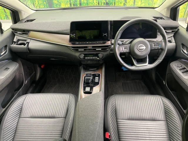 NISSAN