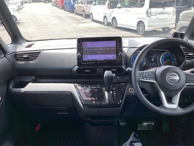 NISSAN