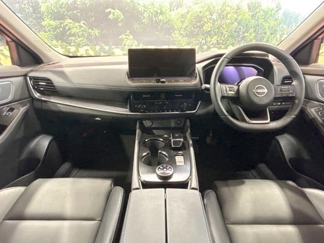 NISSAN