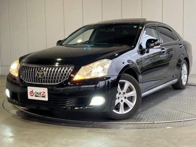 TOYOTA CROWN MAJESTA