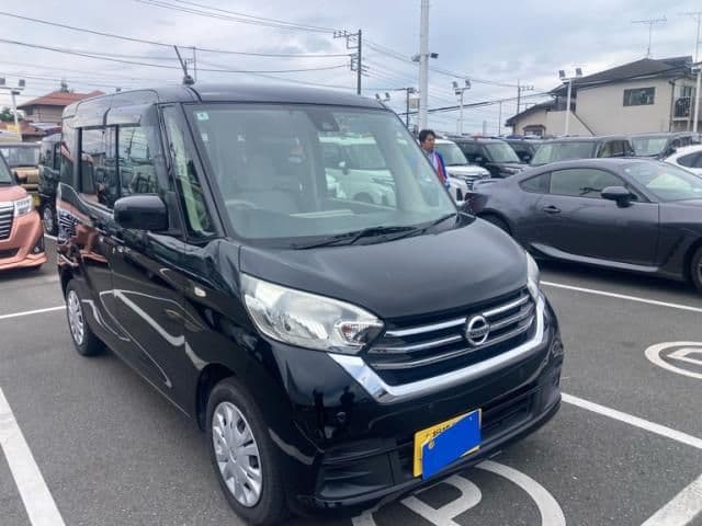 Car image 1