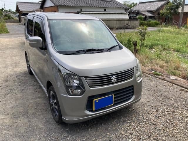 SUZUKI