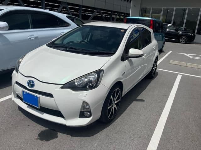 Car image 1