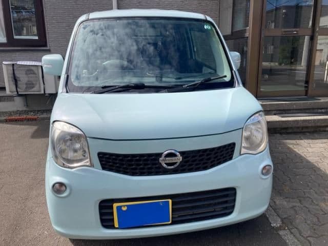 NISSAN