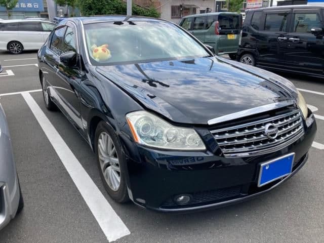NISSAN FUGA