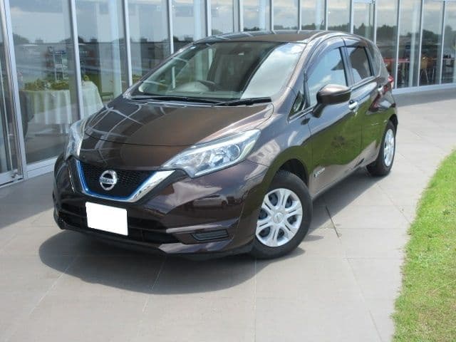 NISSAN