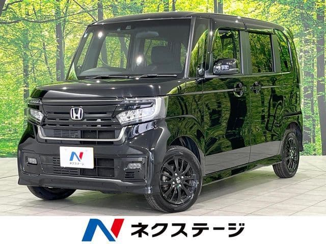 HONDA N BOX CUSTOM 4WD