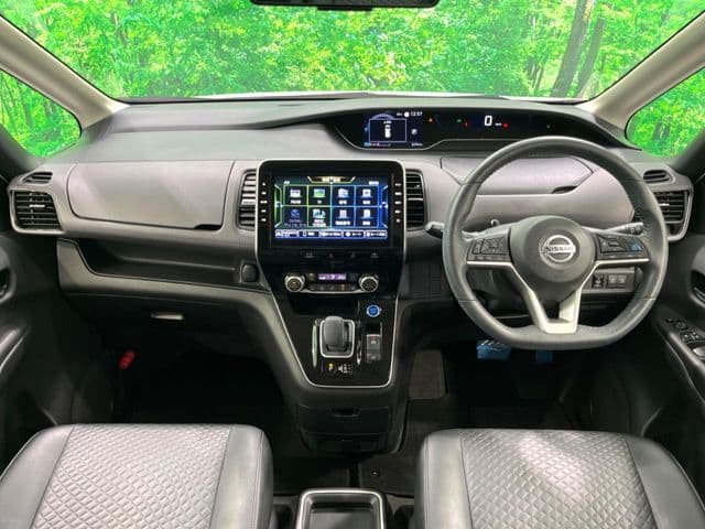 NISSAN