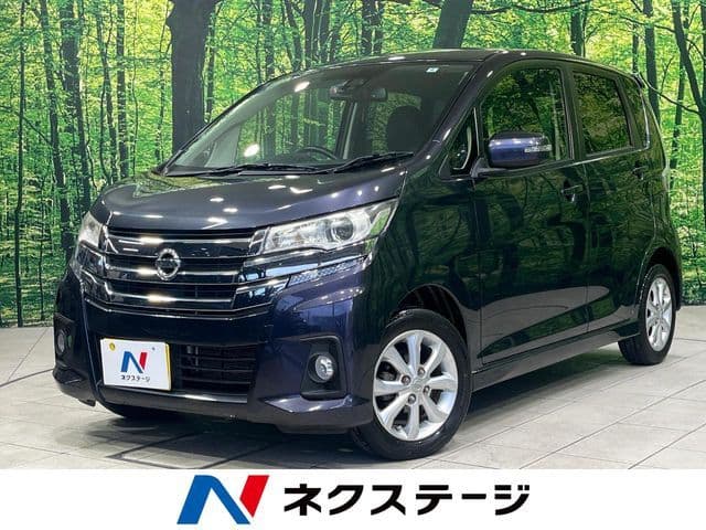 NISSAN