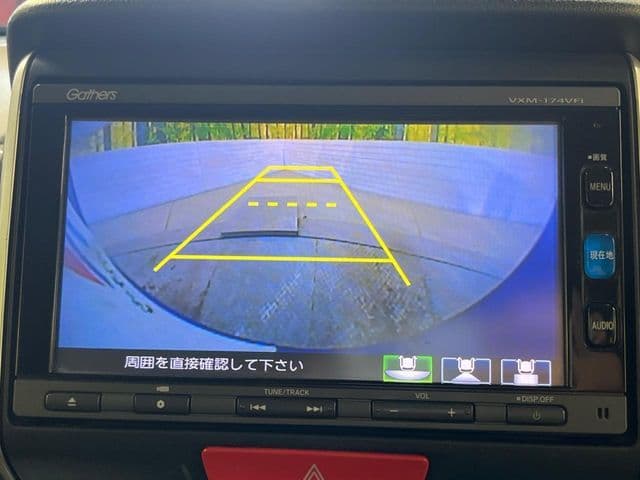 Car thumbnail 4